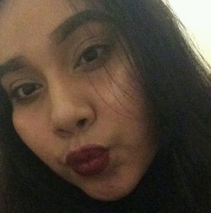 Meet your Posher, Annabel